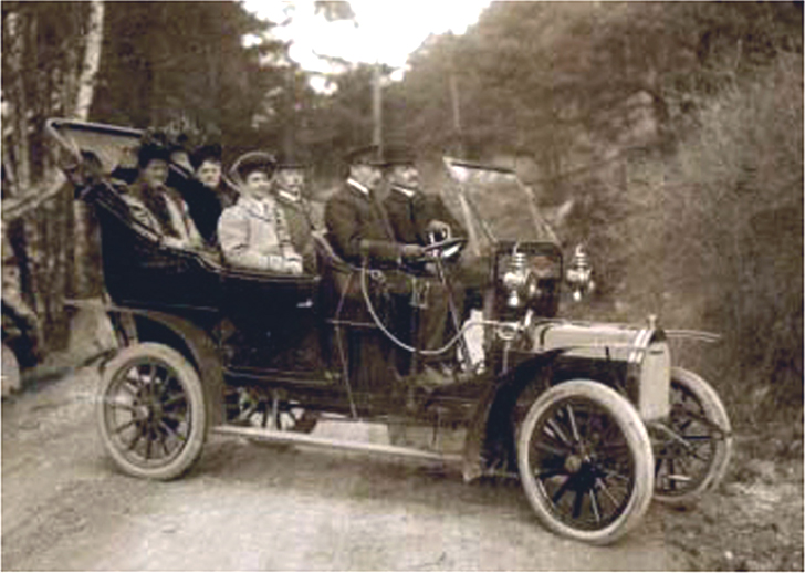 Fil:UNIC-bus-in-Norway-1908.jpg