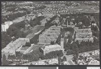 Flyfoto av sykehusområdet. Foto: Ukjent / Nasjonalbiblioteket