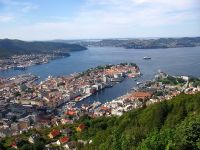 Utsikt fra Fløien over Vågen i Bergen. Foto: Kristian Hunskaar