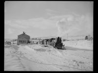 Lønsdal stasjon, 1. januar 1957. Foto: Jac Brun