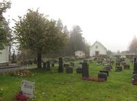 1. Mogreina kirkegård 2012.jpg